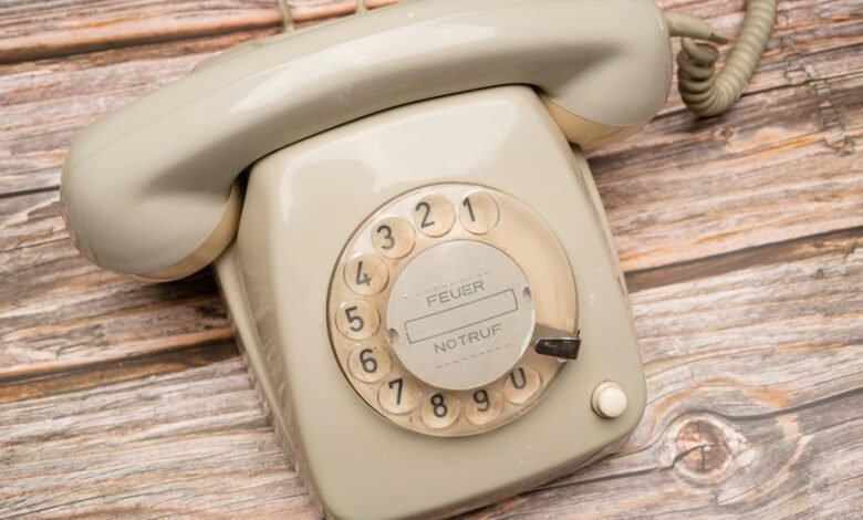 persistent phone call signal